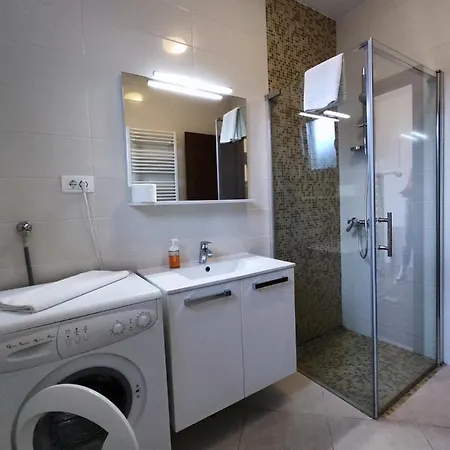 Stars - Luxury For 6 With Jacuzzi And Peaceful For 4 Near The Sea Kaštela