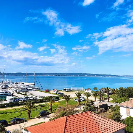 Stars - Luxury For 6 With Jacuzzi And Peaceful For 4 Near The Sea Kaštela